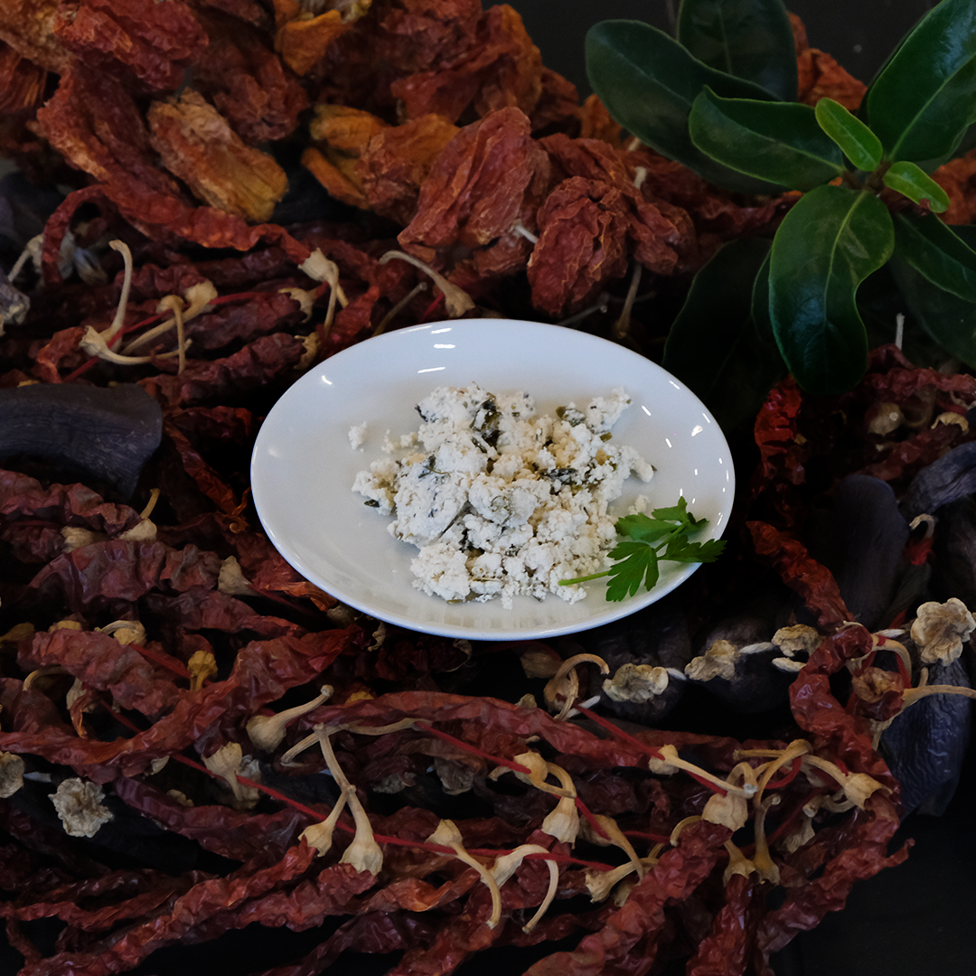 Van Otlu Lor Peyniri